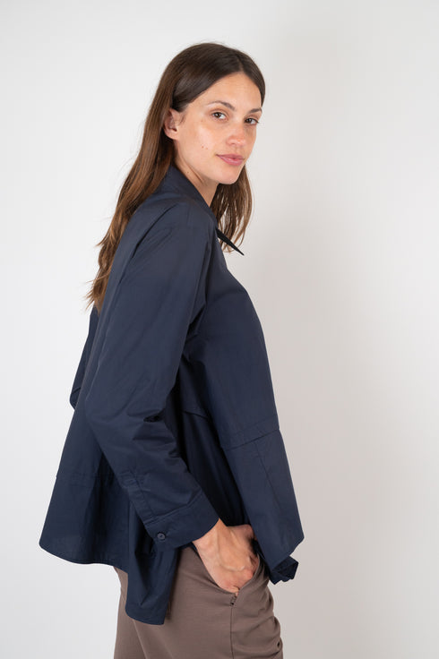 Asymmetrisches Hemd